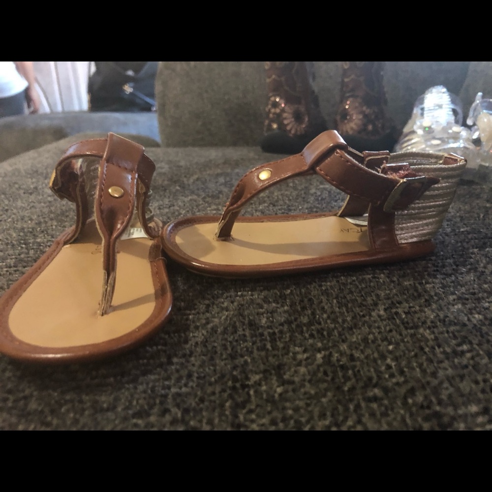 Sandals - Picture 2 of 2